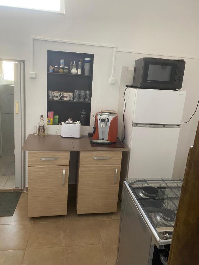 Permissive Villa Cluj-Napoca Exteriör bild